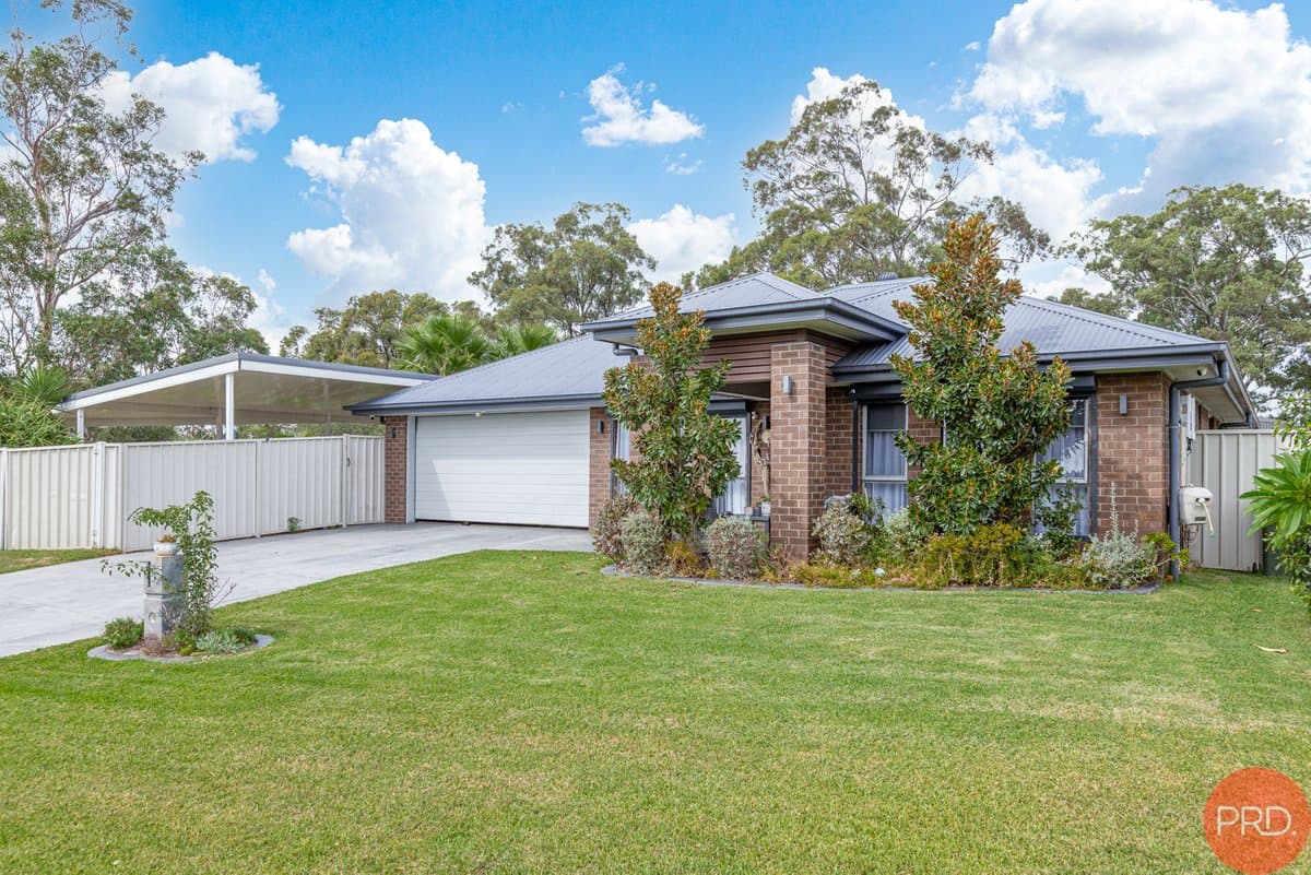 35 Sapphire Drive, RUTHERFORD NSW 2320, Rutherford - Thumbnail 4