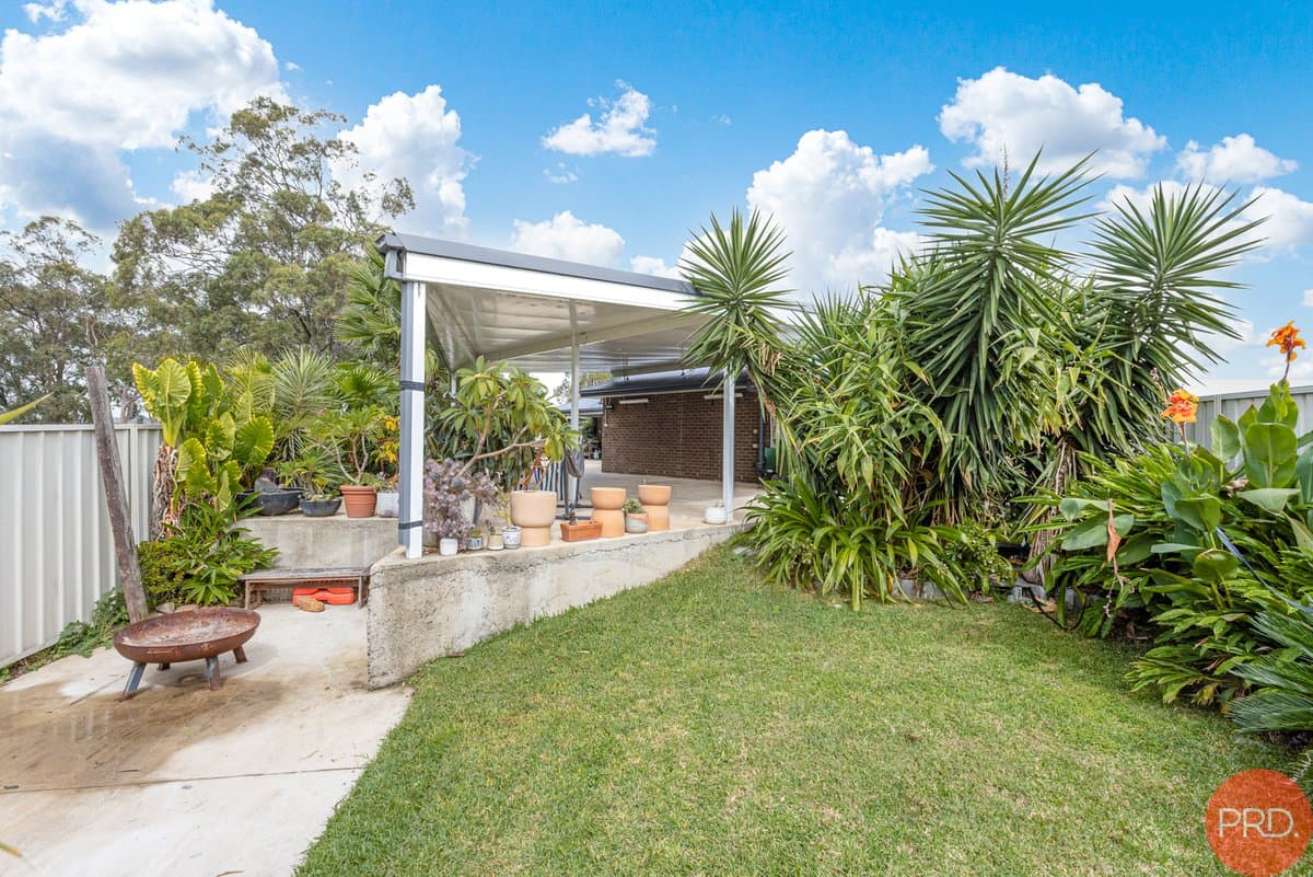 35 Sapphire Drive, RUTHERFORD NSW 2320, Rutherford - Thumbnail 5