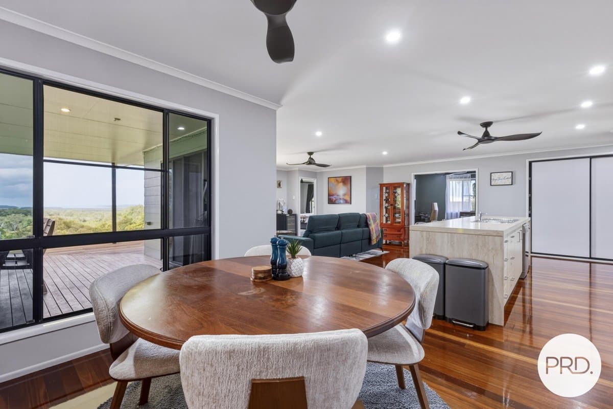 38 Seaview Court, SARINA QLD 4737, Sarina - Thumbnail 4