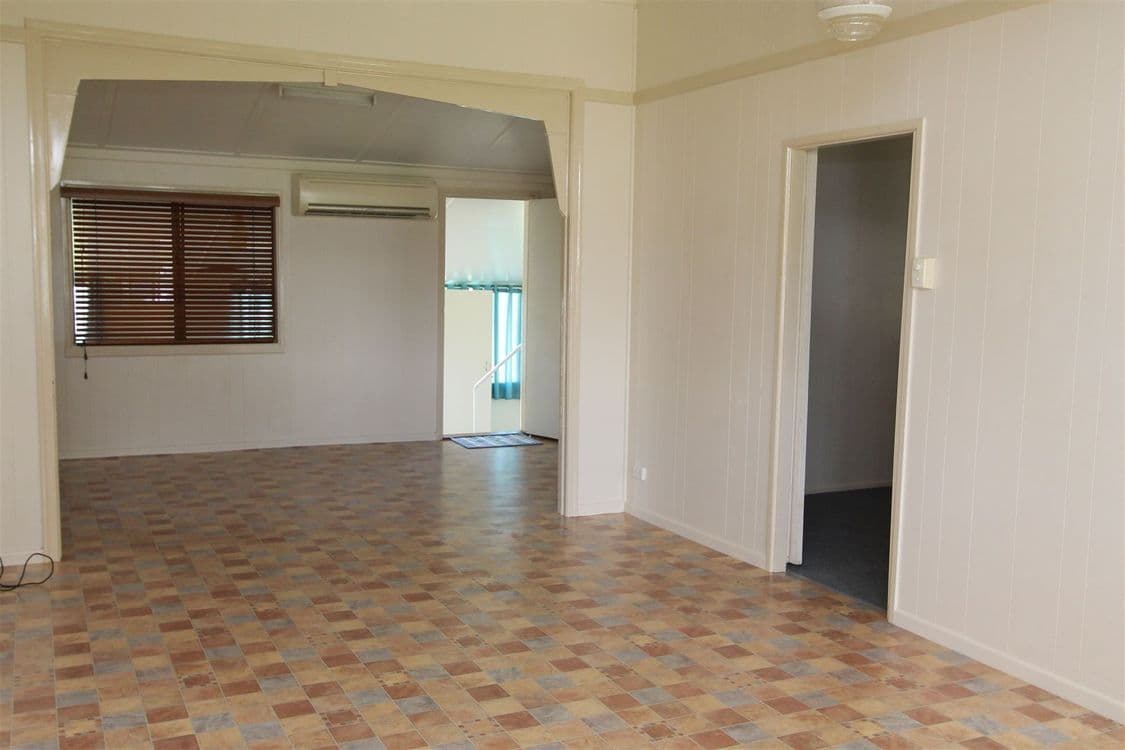 48 Burke Street, AYR, QLD 4807, Ayr - Thumbnail 3