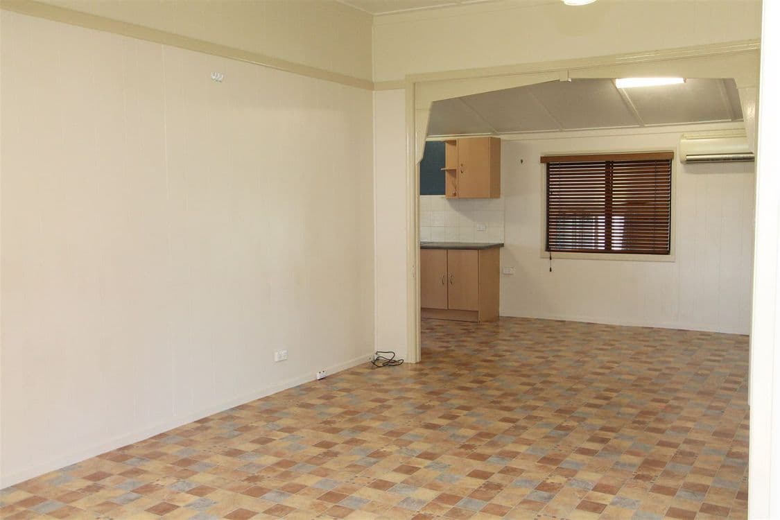 48 Burke Street, AYR, QLD 4807, Ayr - Thumbnail 4