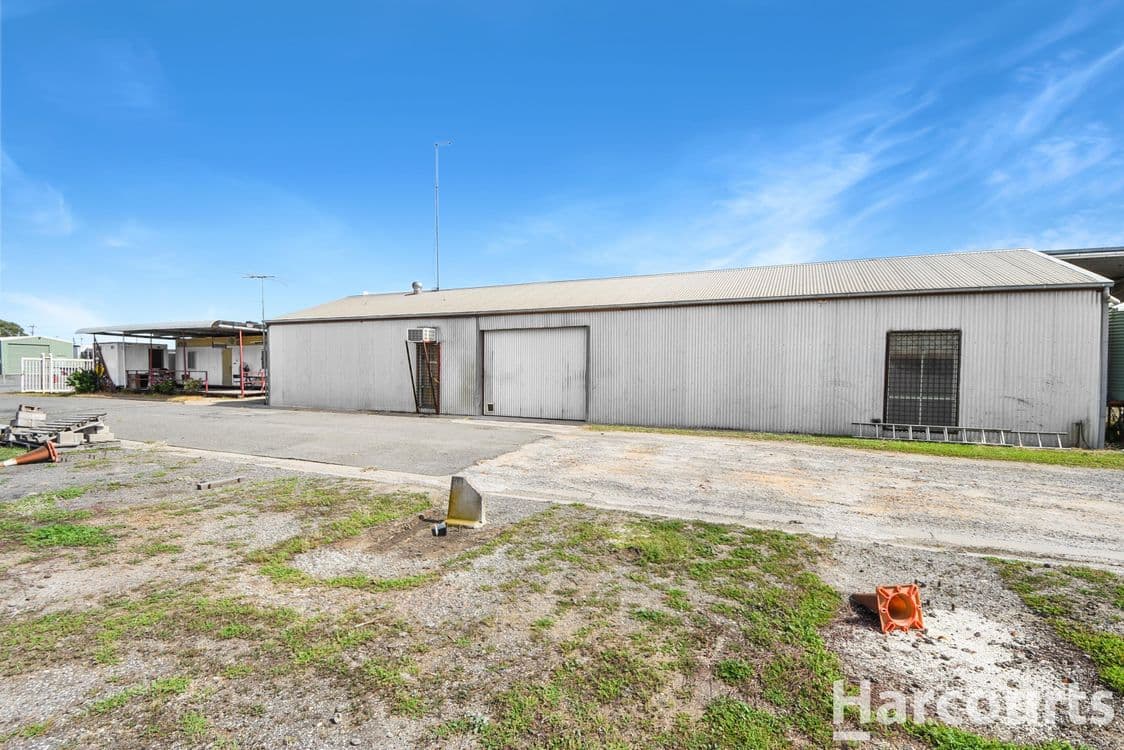 22 Bowman Street, WARRACKNABEAL, VIC 3393, Warracknabeal - Thumbnail 3