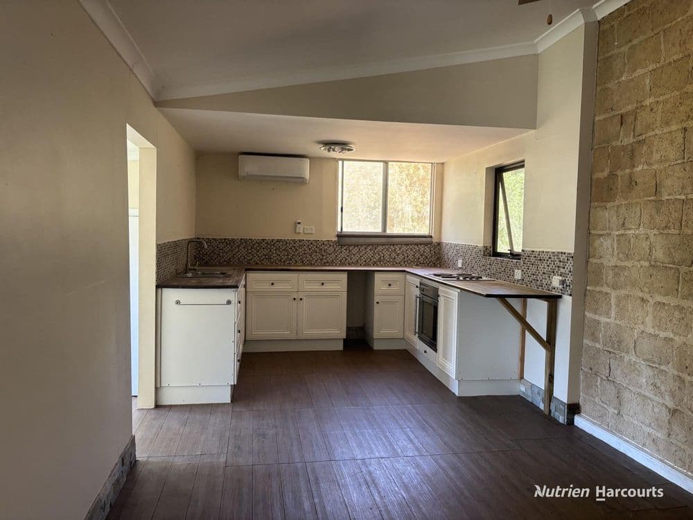 92 Robinson Street, GINGIN, WA 6503, Gingin - Thumbnail 5
