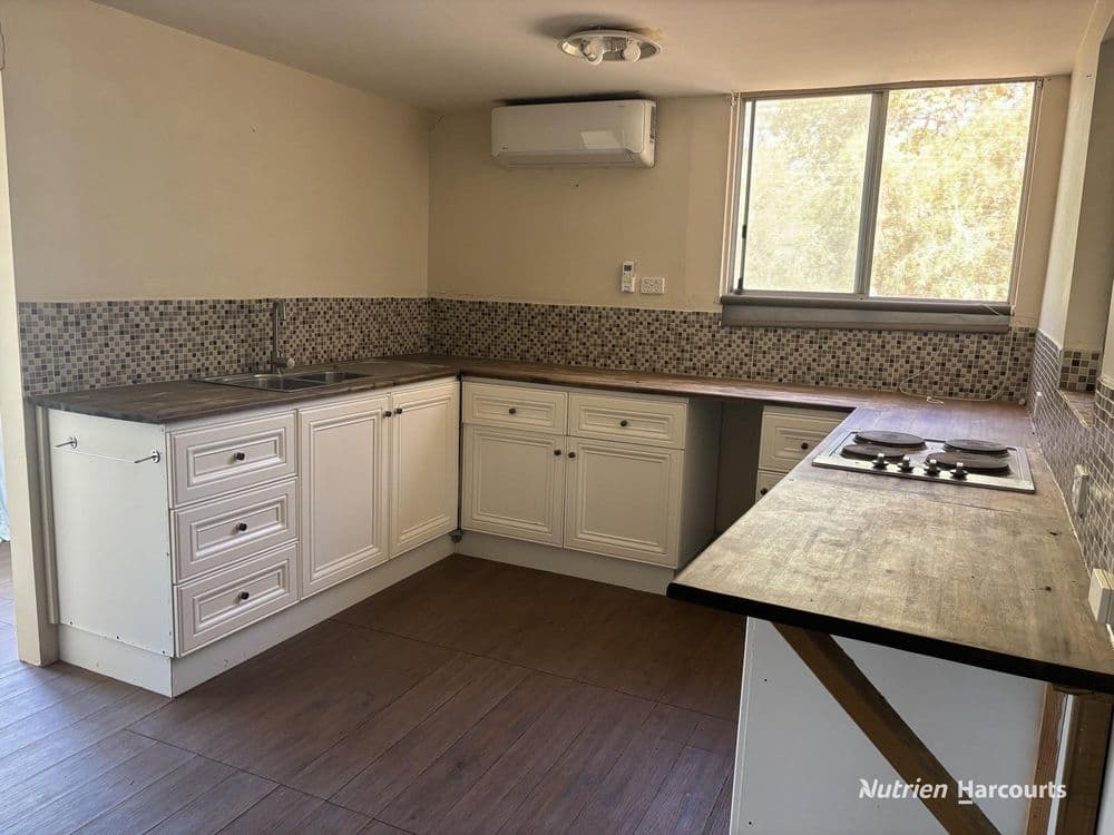 92 Robinson Street, GINGIN, WA 6503, Gingin - Thumbnail 6