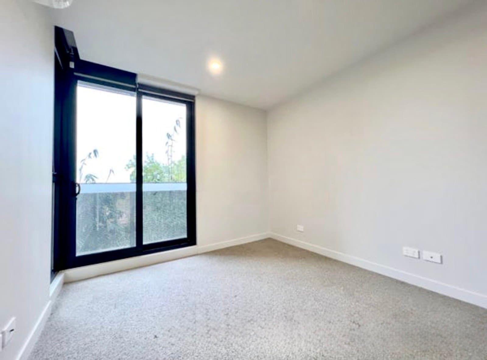 207/999 Whitehorse Road, Box Hill, Box Hill - Thumbnail 7