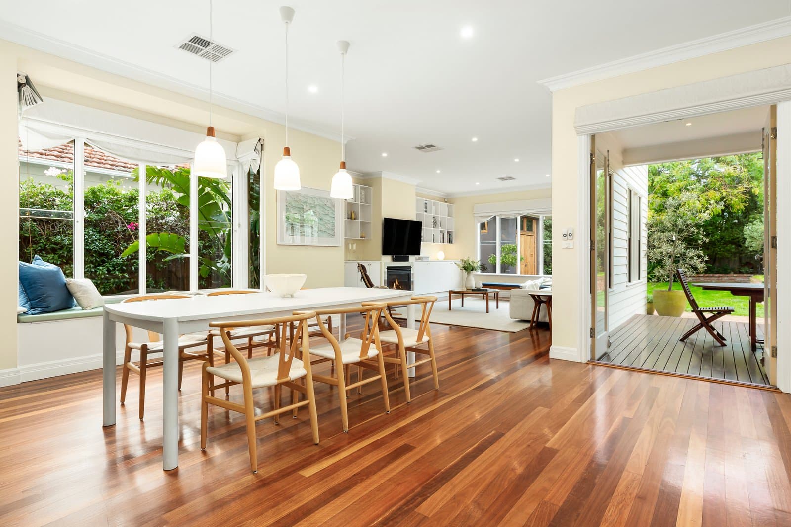 9 Myrtle Road, Hampton, Hampton - Thumbnail 4