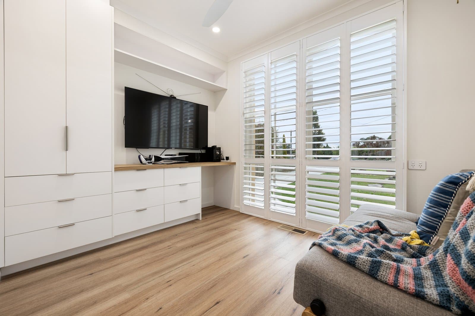 6 Conrad Place, Wheelers Hill, Wheelers Hill - Thumbnail 7