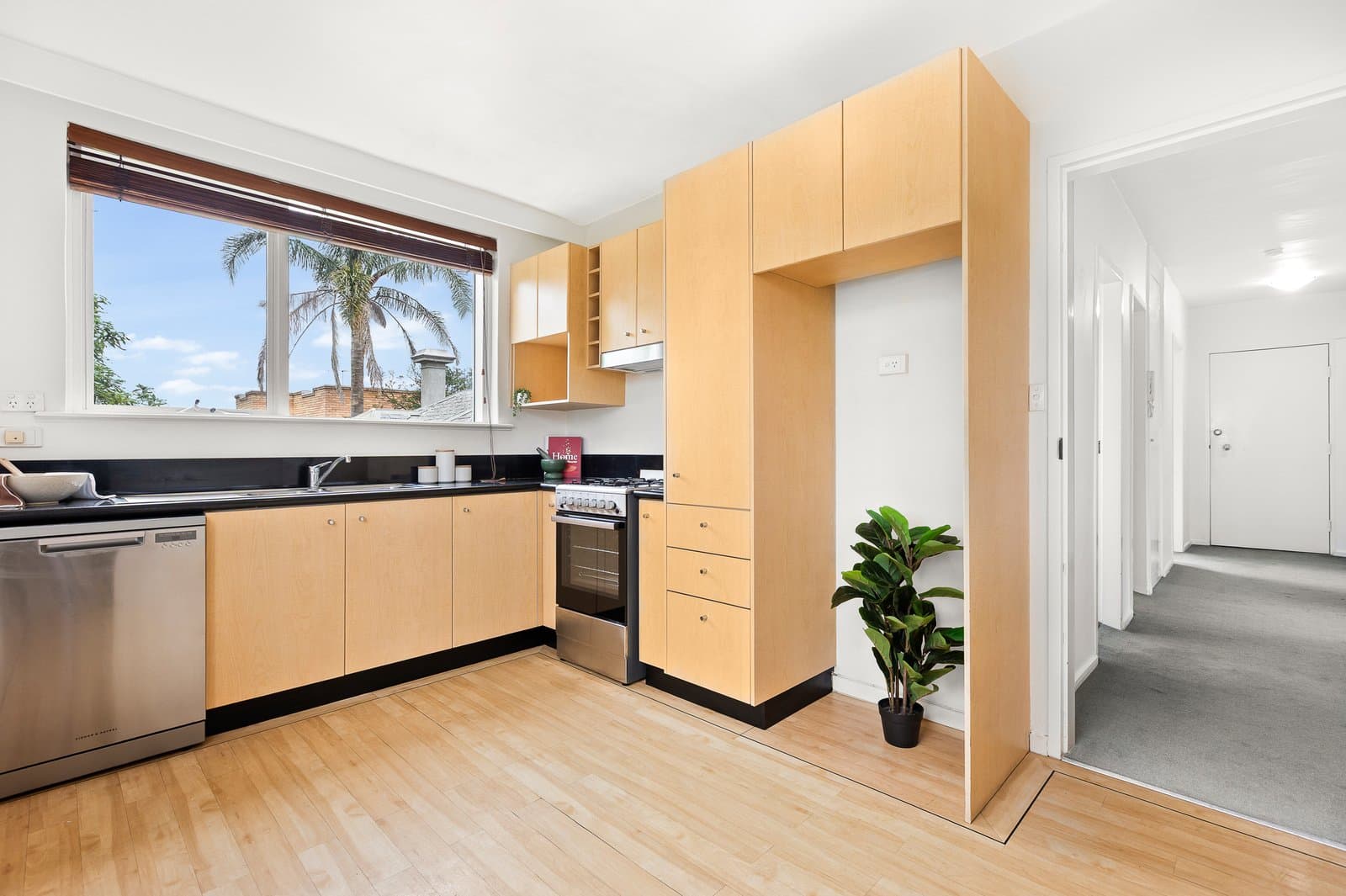 4/44 Robe Street, St Kilda, St Kilda - Thumbnail 5