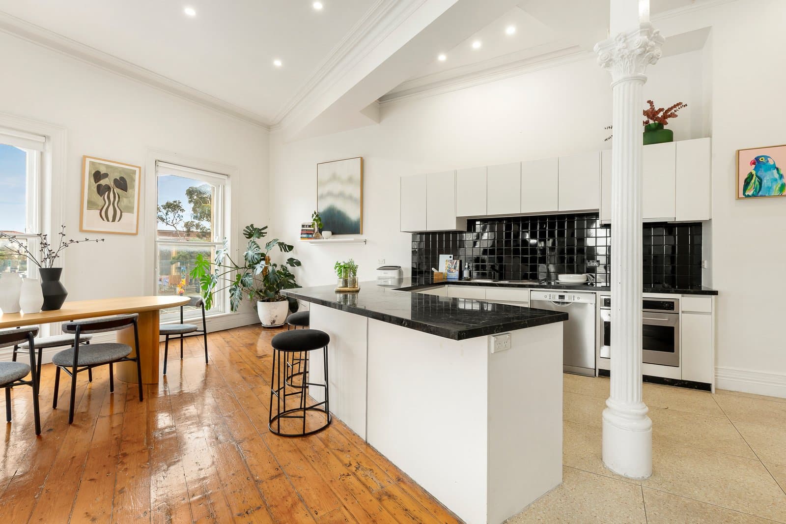 7 & 8/146 St Kilda Road,
                        
                    
                    
                        
                            St Kilda, St Kilda - Thumbnail 3