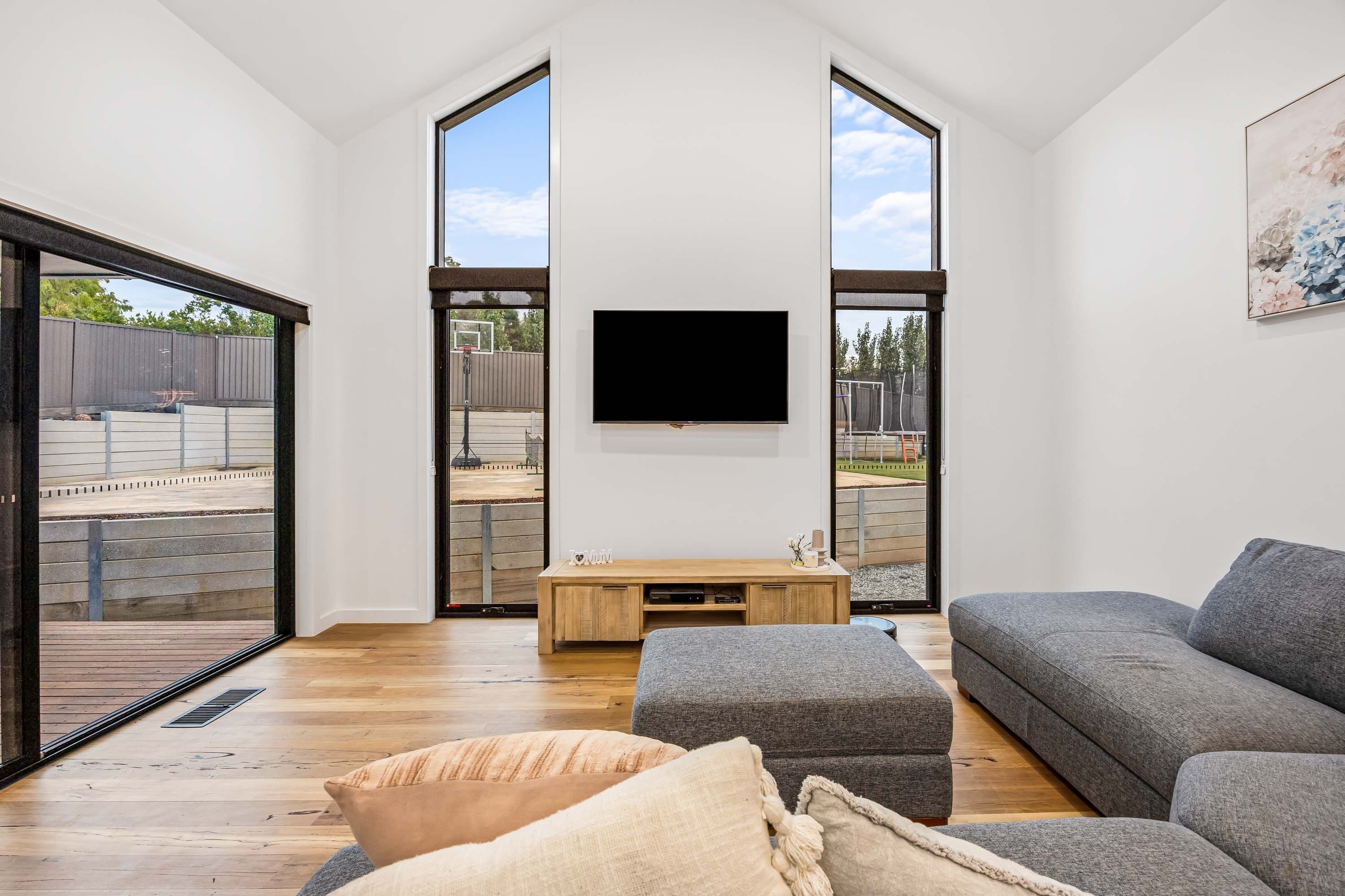 10 Home Valley Chase, Brown Hill  Victoria  3350, Australia, Brown Hill - Thumbnail 4
