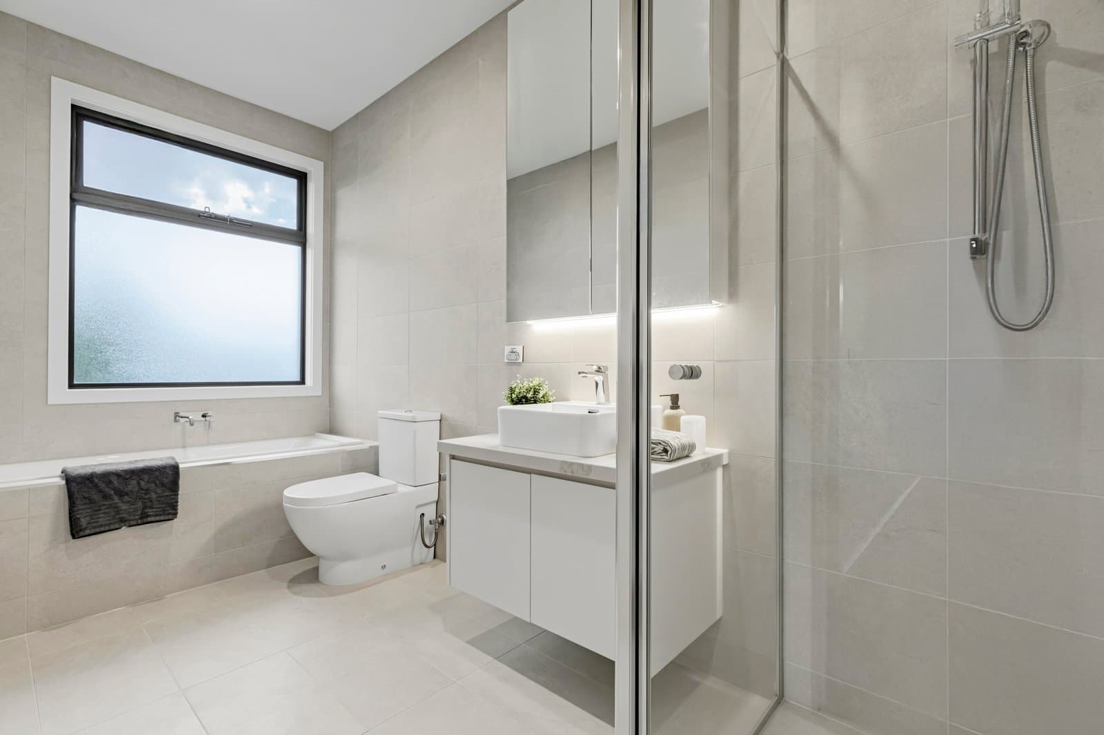 1/15 Kireep Road, Balwyn - Thumbnail 8