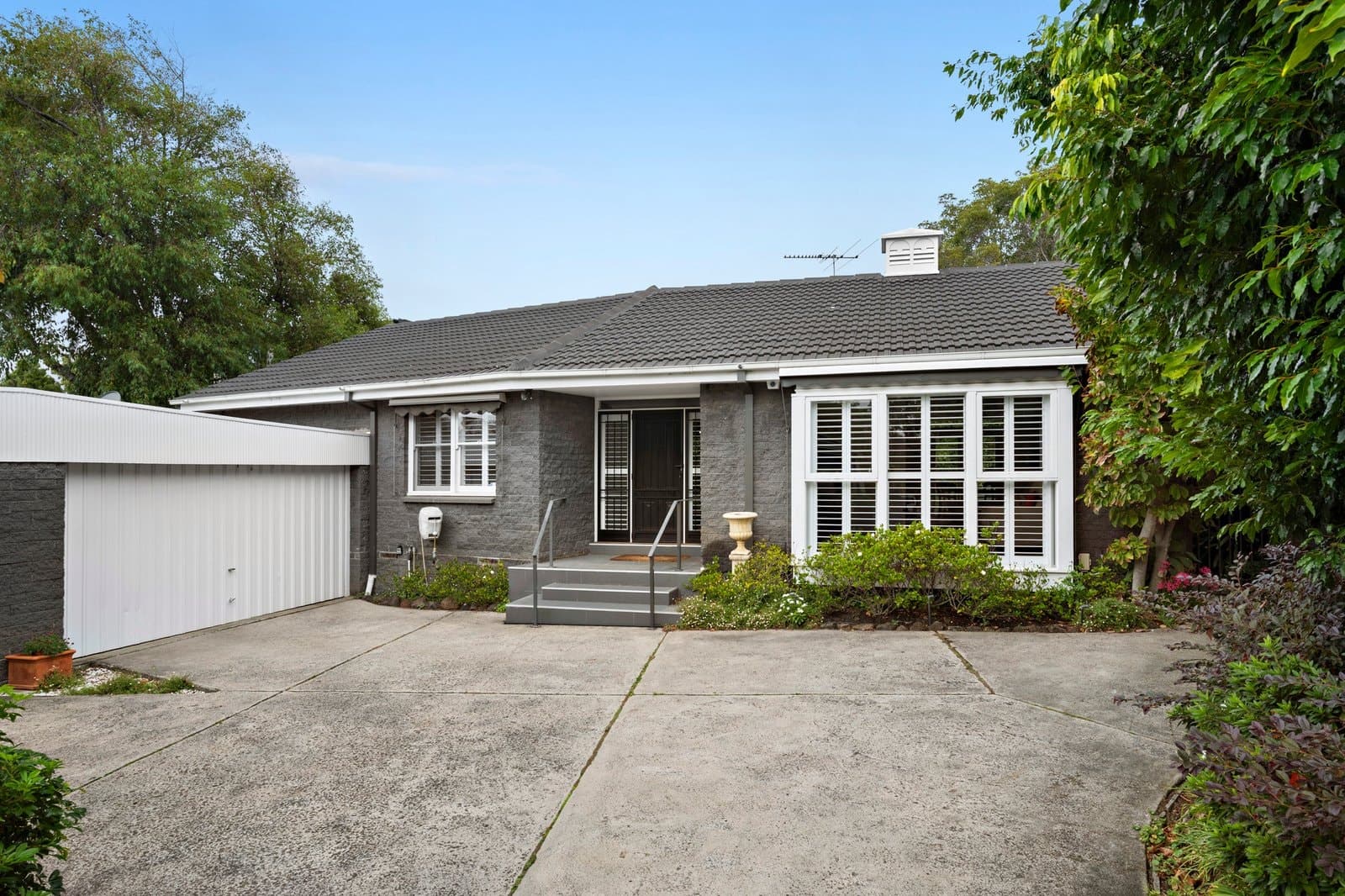 1-2 18 Pine Street, Brighton - Thumbnail 4