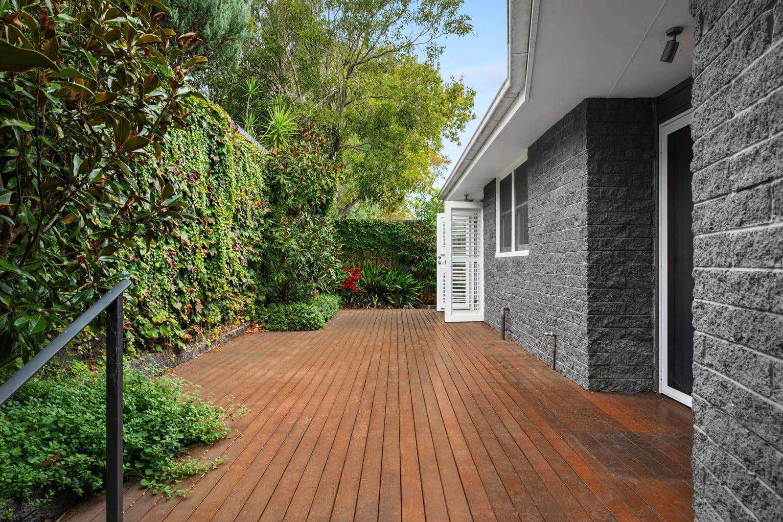 1-2 18 Pine Street, Brighton - Thumbnail 6