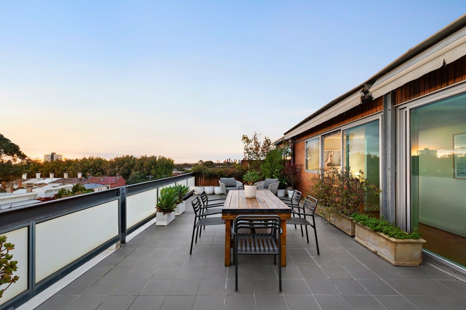 49A/352 Canterbury Road, St Kilda - Image 1