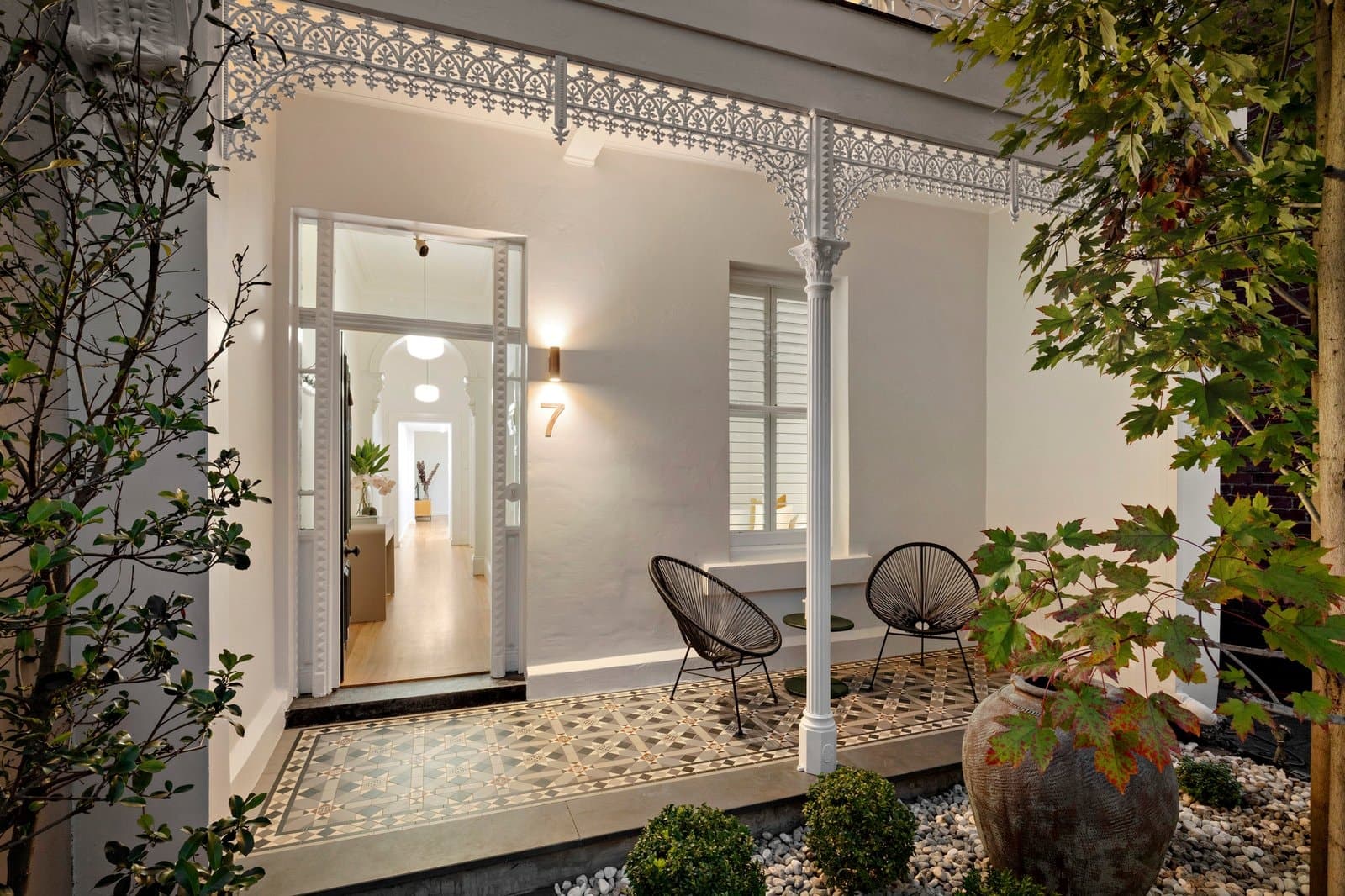 7 Dundas Lane, Albert Park - Thumbnail 2