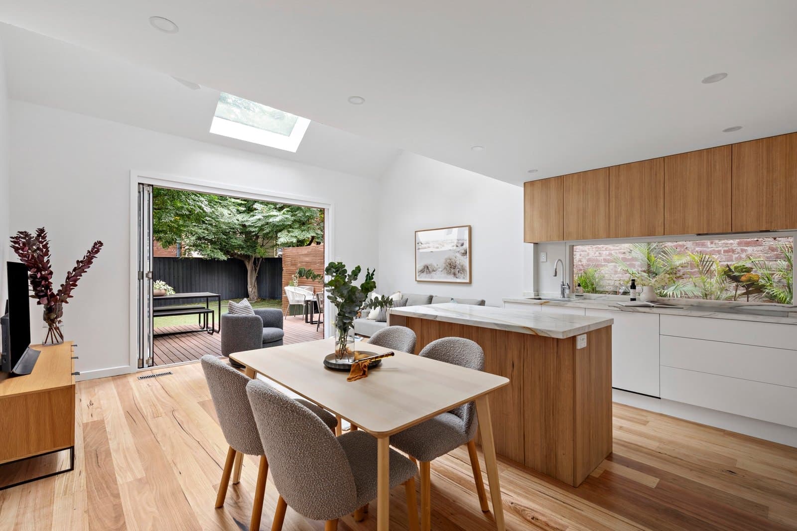 7 Dundas Lane, Albert Park - Thumbnail 3