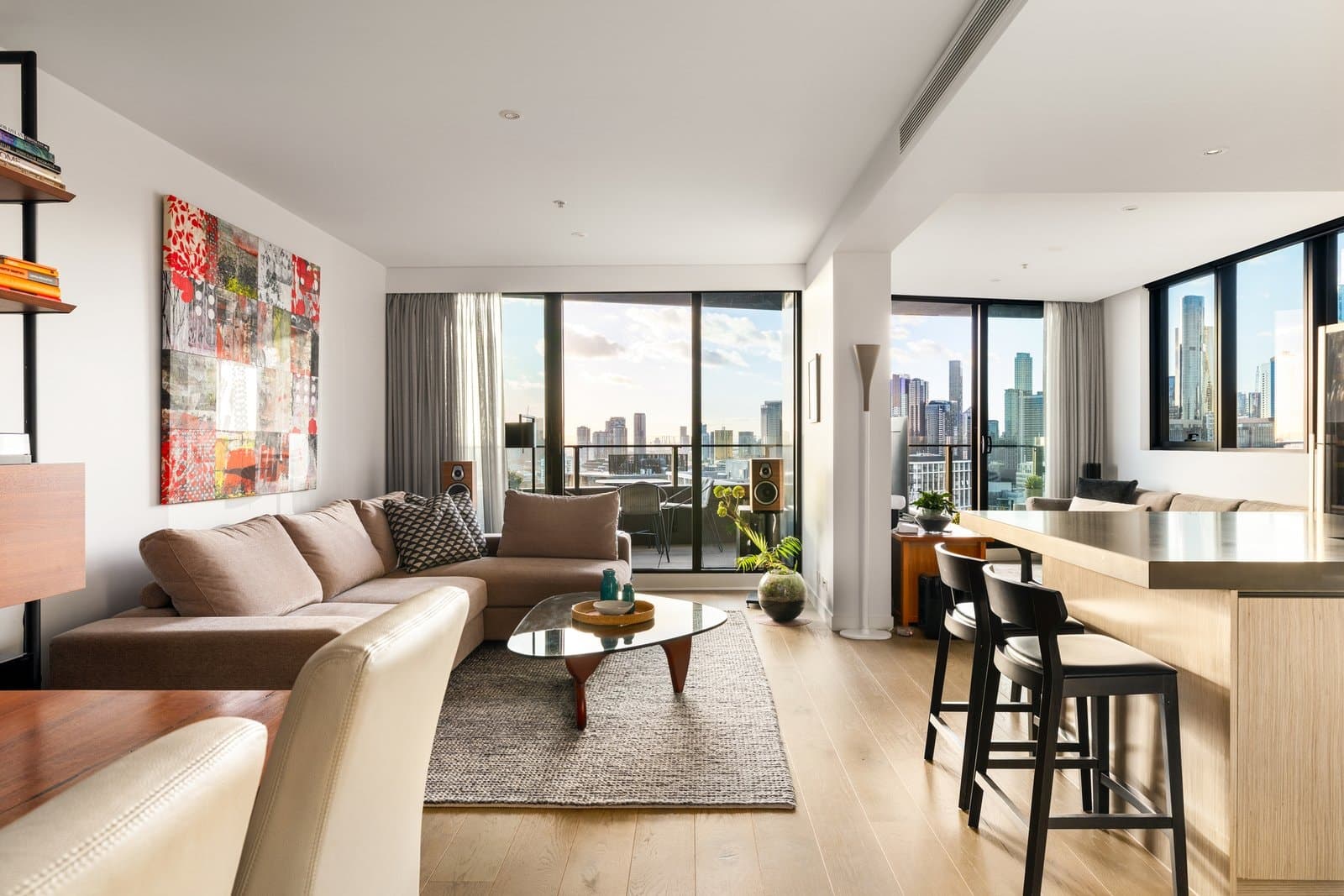 2105/50 Albert Road, South Melbourne - Image 1