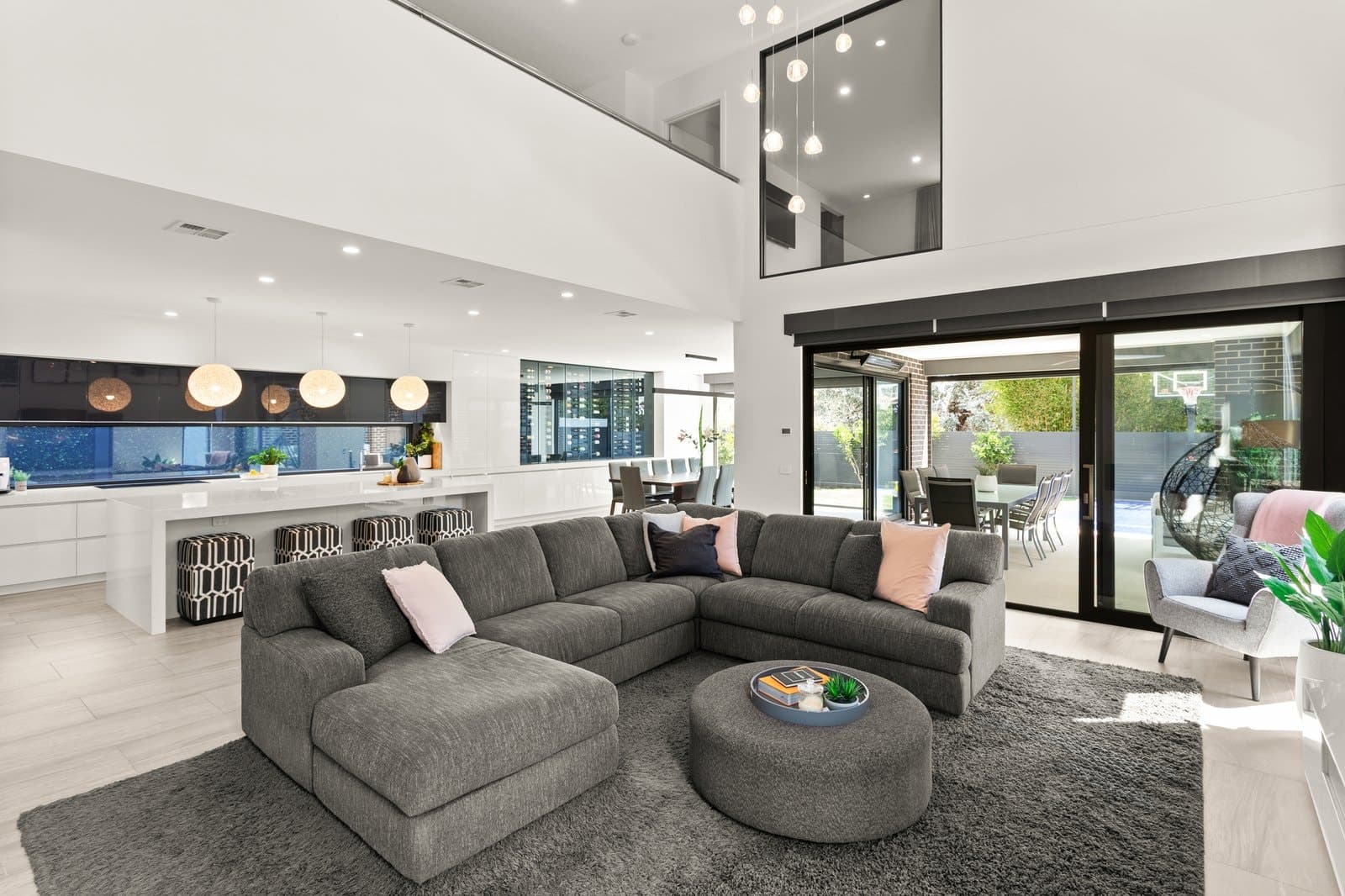 5 Sylvan Crescent, Ashwood - Thumbnail 2