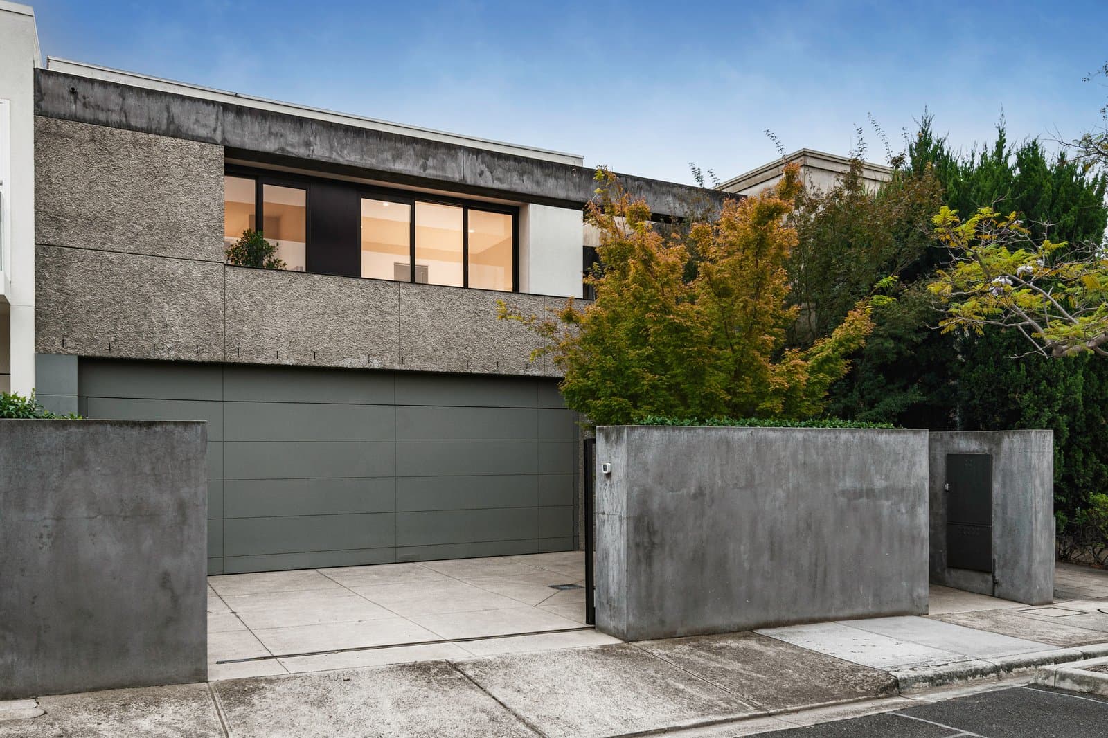 9 Ross Street, Toorak - Image 1