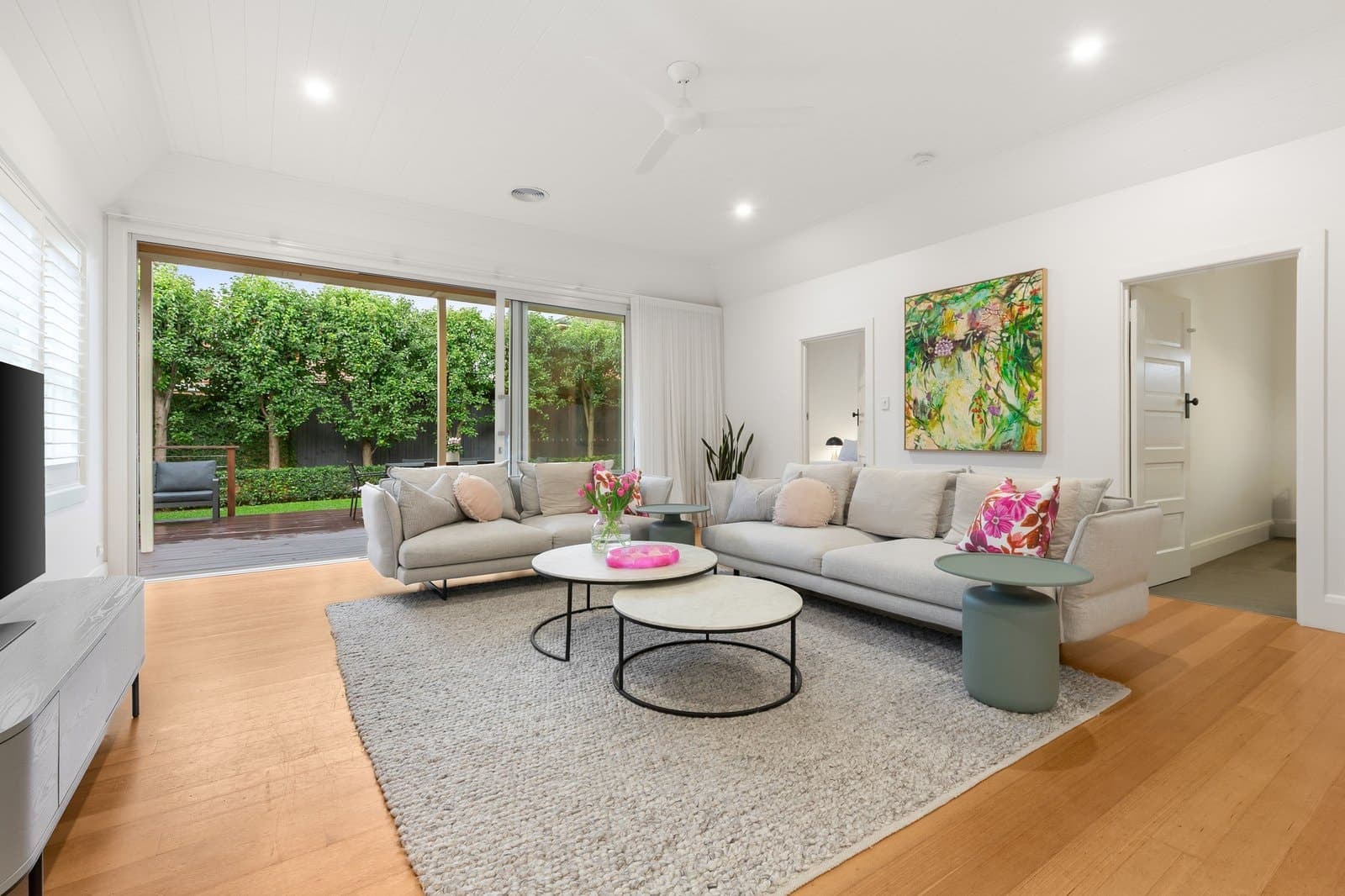 19 Fakenham Road, Ashburton - Thumbnail 2