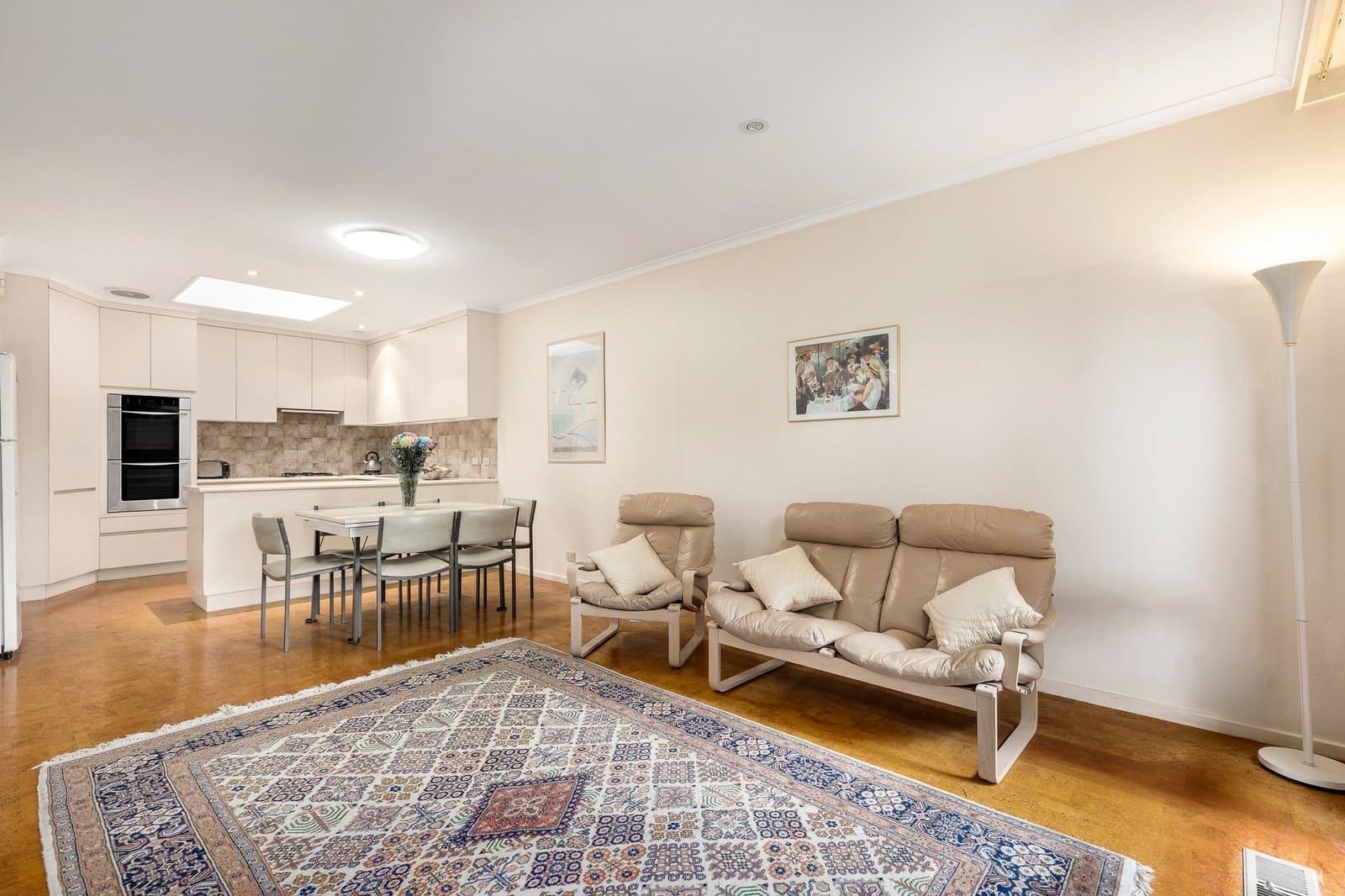 1/63 Eskdale Road, Caulfield North - Thumbnail 3
