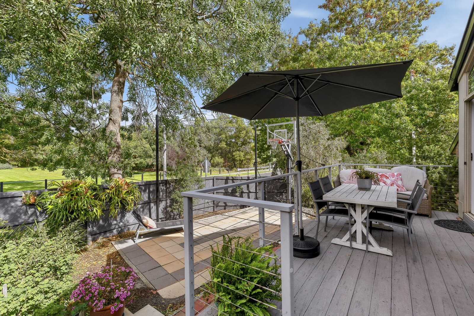 50 Francis Crescent, Glen Iris - Thumbnail 2