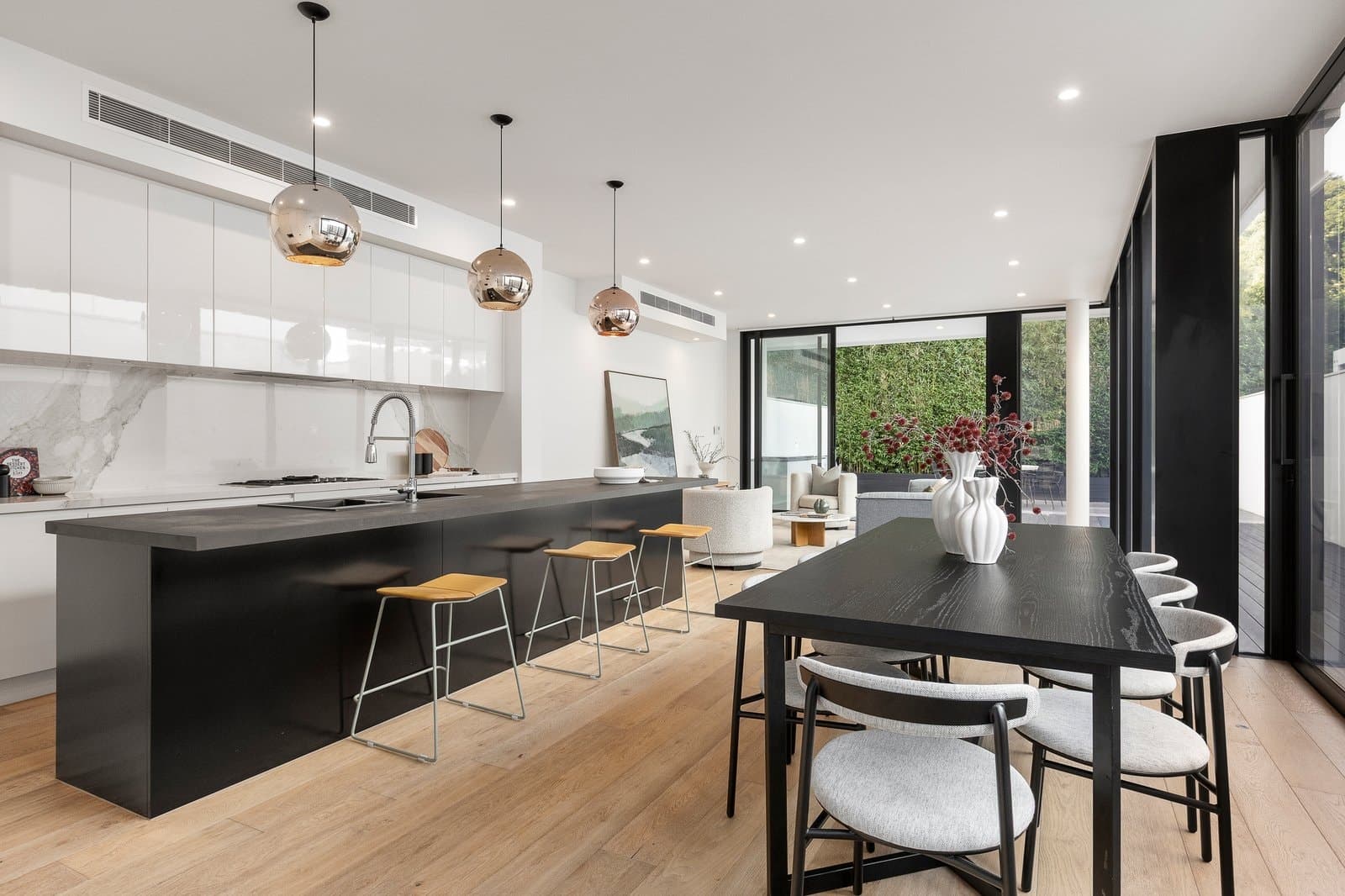 13B Vaucluse Street, Brighton - Thumbnail 3