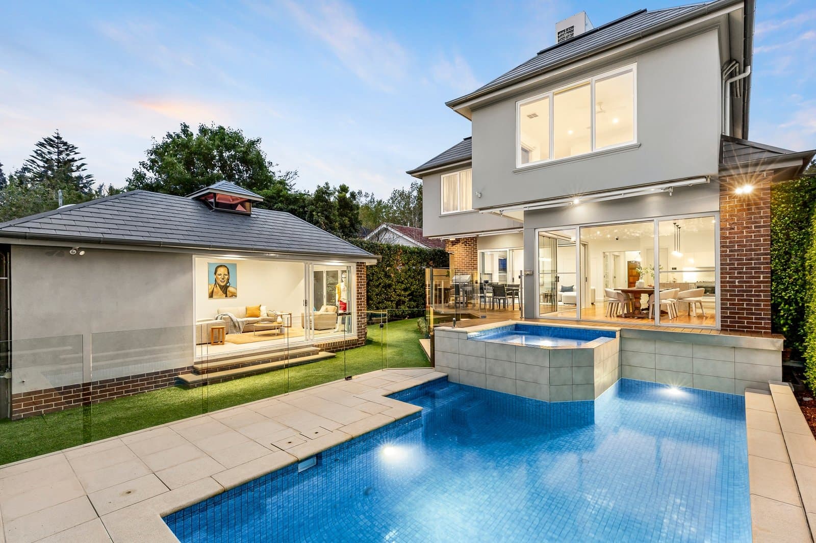 51 Erica Avenue, Glen Iris - Thumbnail 2