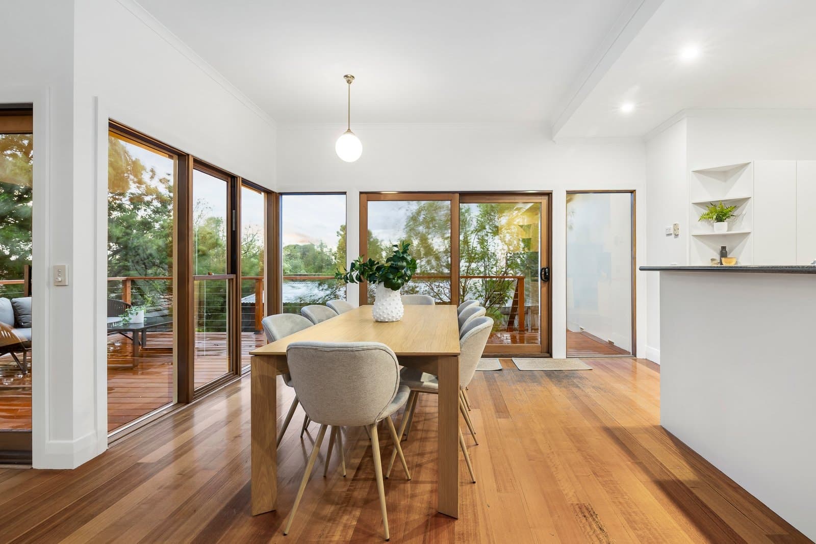 73 Windella Avenue, Kew East - Thumbnail 3