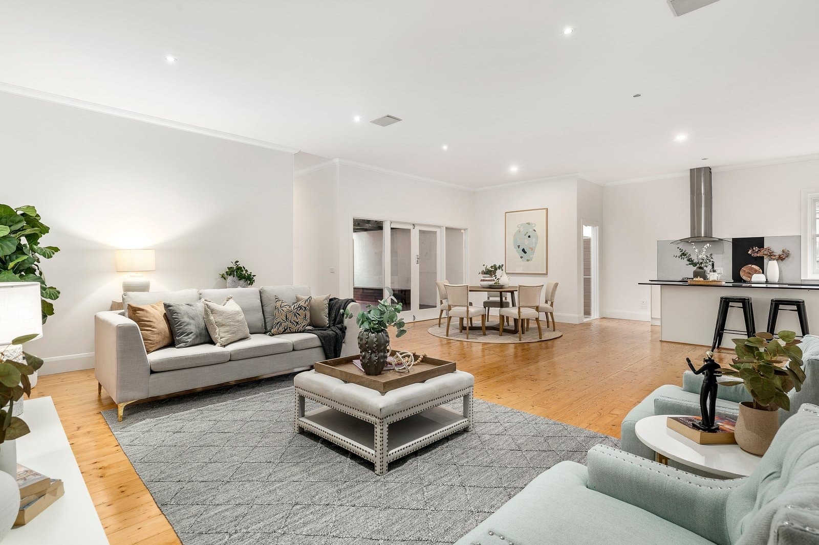 29 Parer Street, Burwood - Thumbnail 3