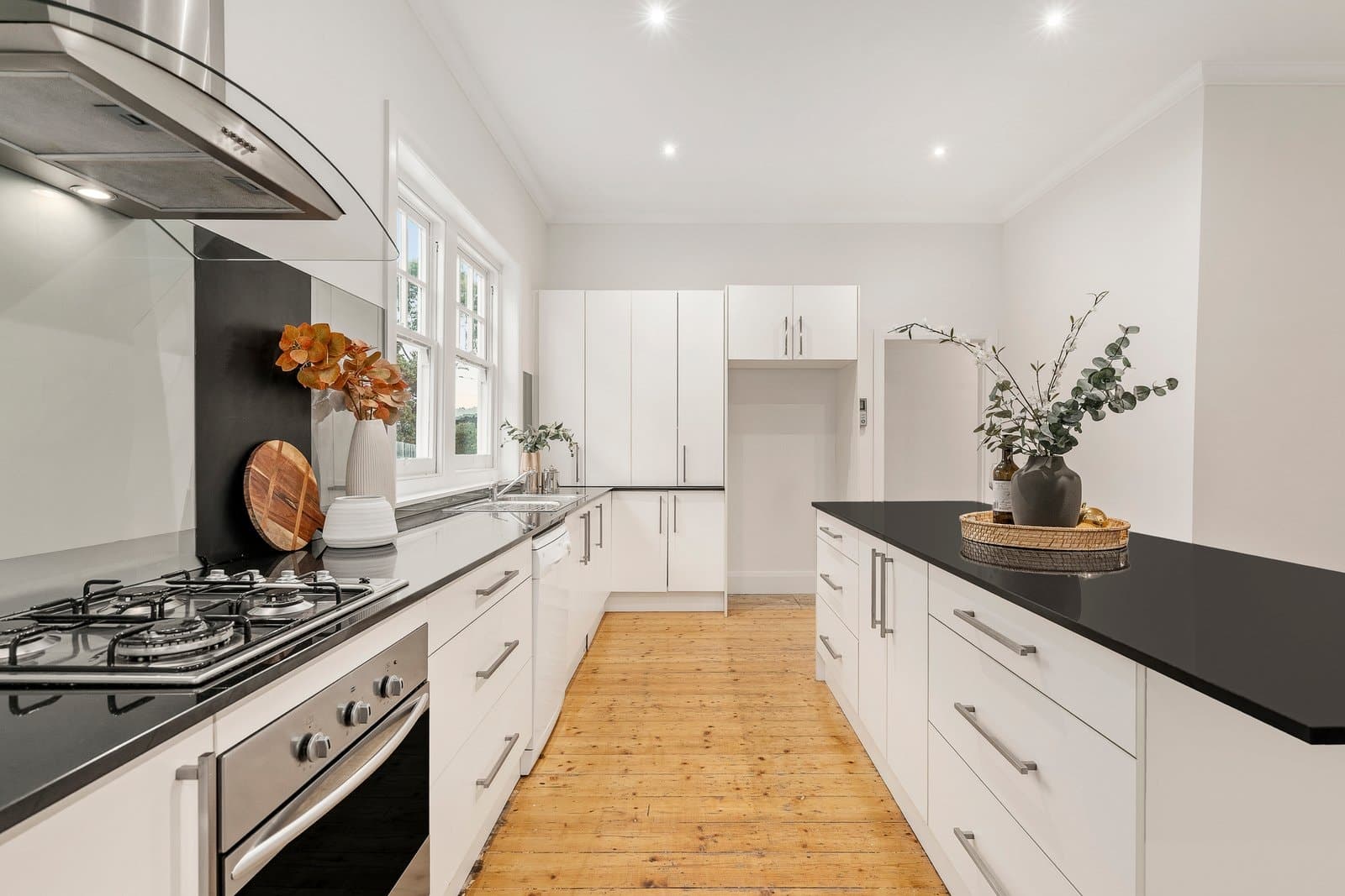 29 Parer Street, Burwood - Thumbnail 6