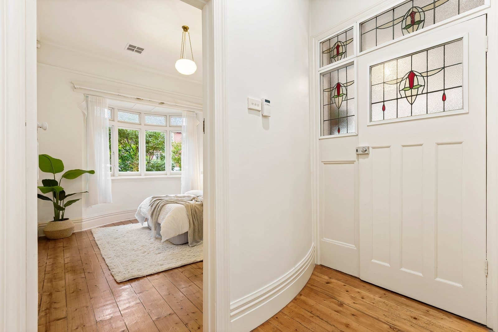 10 Banole Avenue, Prahran - Thumbnail 3