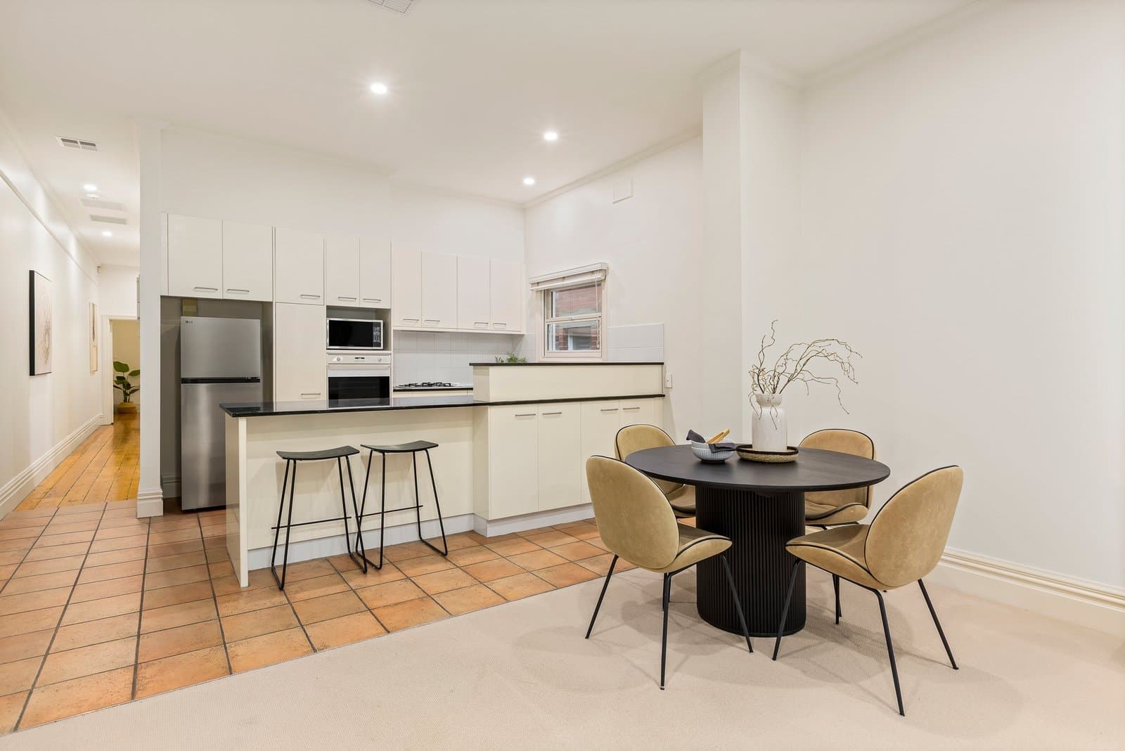10 Banole Avenue, Prahran - Thumbnail 8