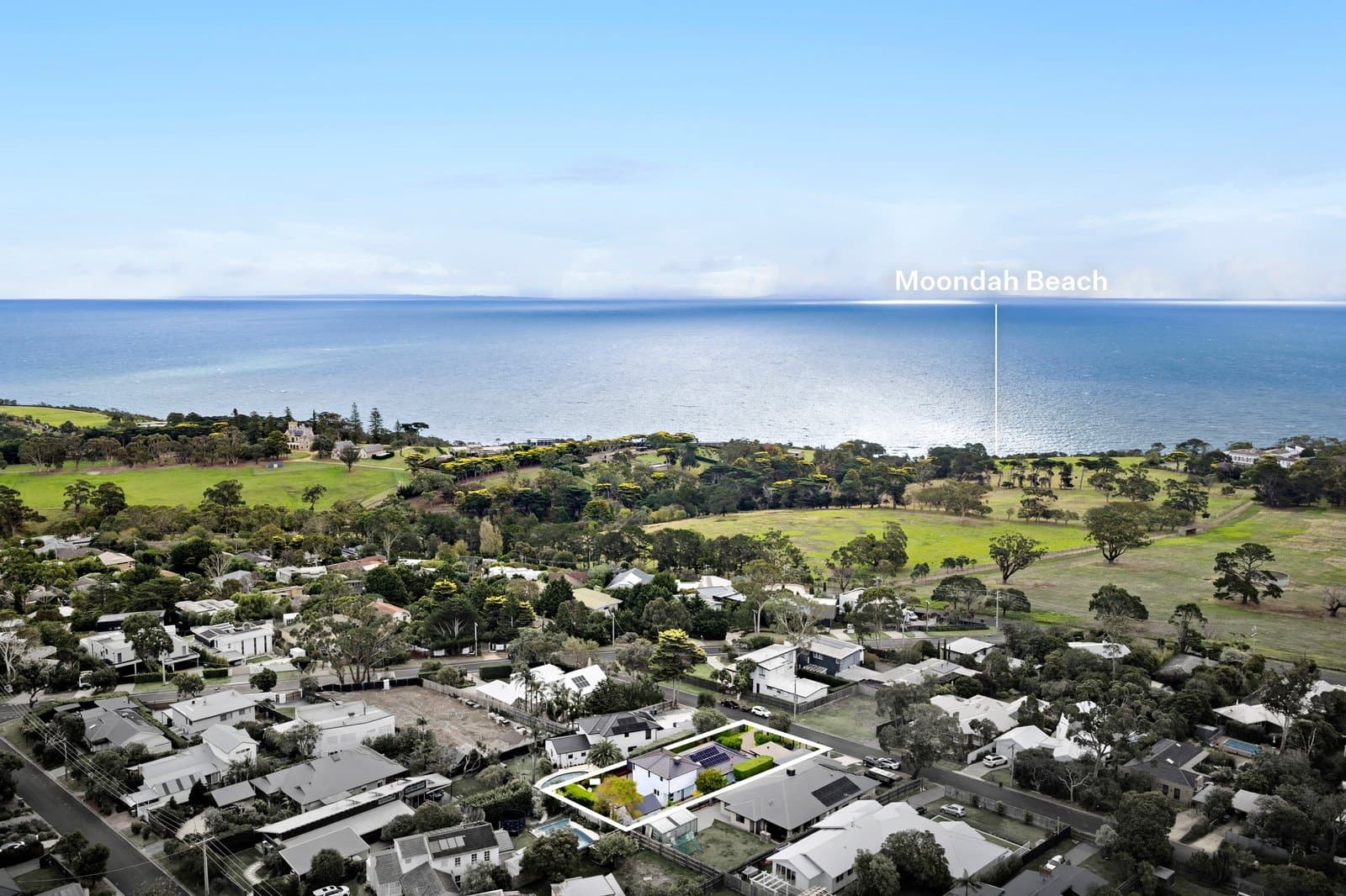 4 Orca Street, Mount Eliza - Thumbnail 2