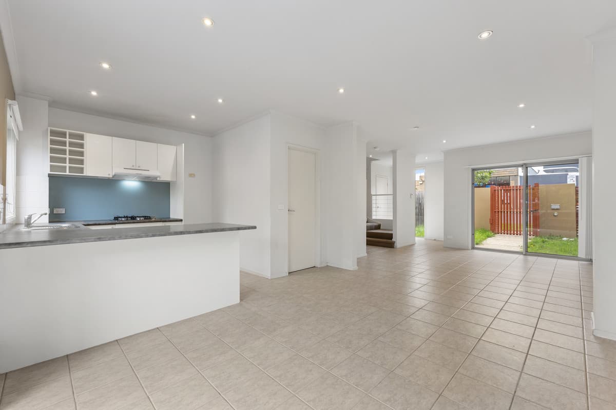 11 / 23-33 Cambridge Street, Box Hill VIC 3128, Box Hill - Thumbnail 5