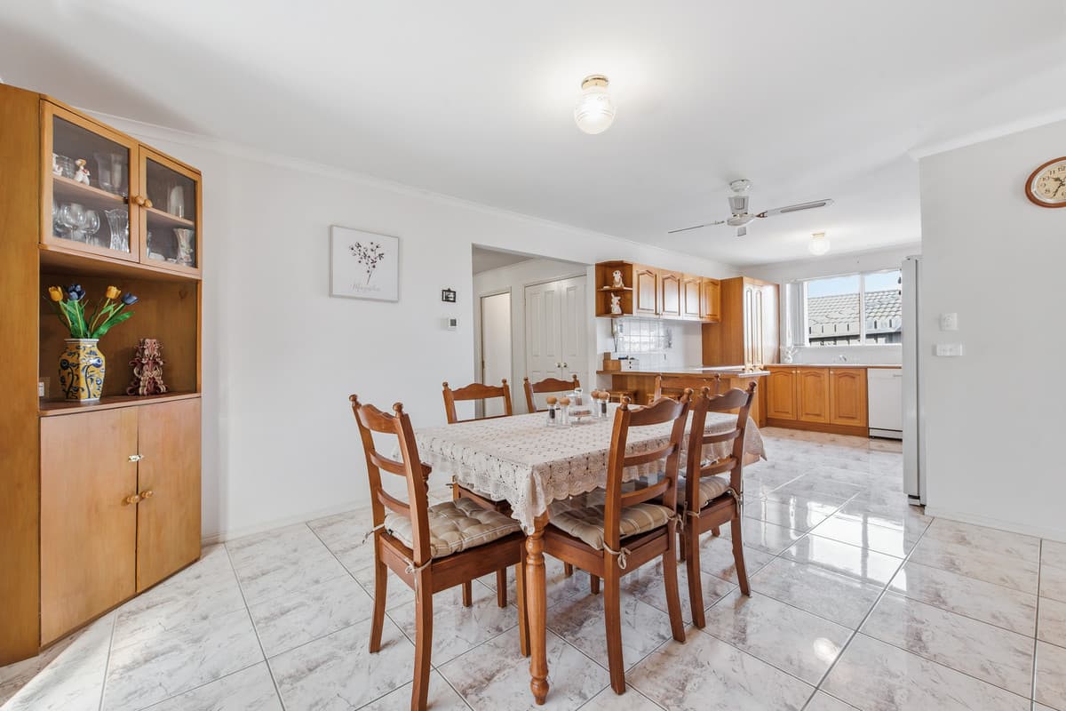 34 Brentwood Drive, Cranbourne North VIC 3977, Cranbourne North - Thumbnail 7