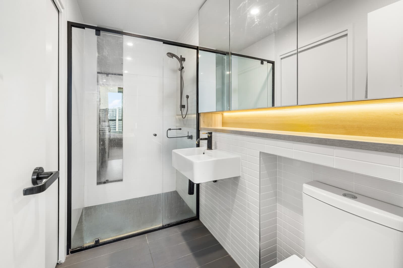 1108/4 EDMONDSTONE Street South Brisbane QLD 4101, South Brisbane - Thumbnail 8