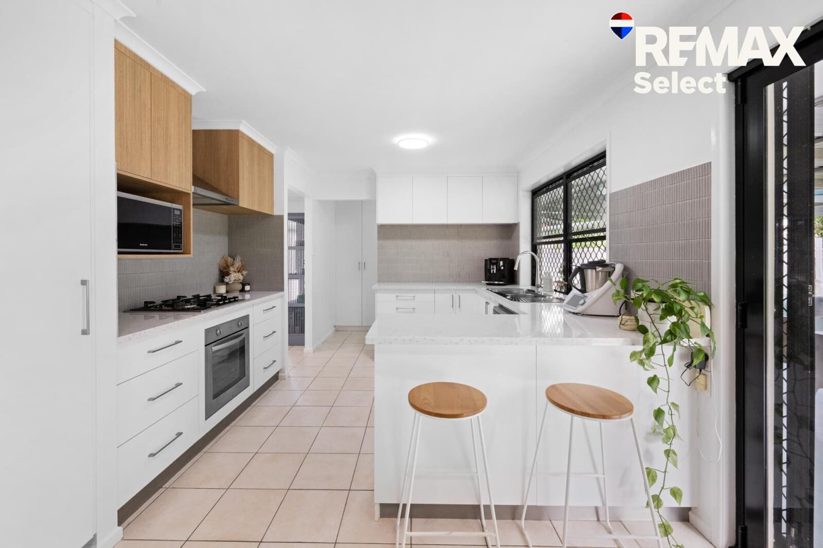 30 Crispin Drive Mount Pleasant QLD 4740, Mount Pleasant - Thumbnail 5