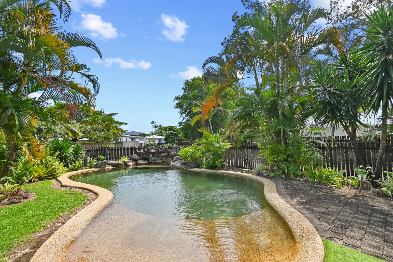 3/21-25 GIVENS STREET Westcourt QLD 4870, Westcourt - Image 1