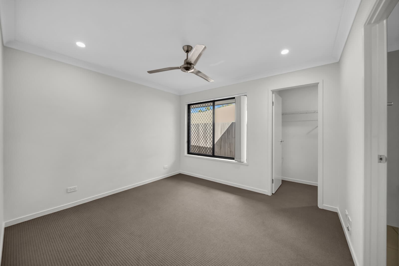 60 Pepper Tree Drive Holmview QLD 4207, Holmview - Thumbnail 6