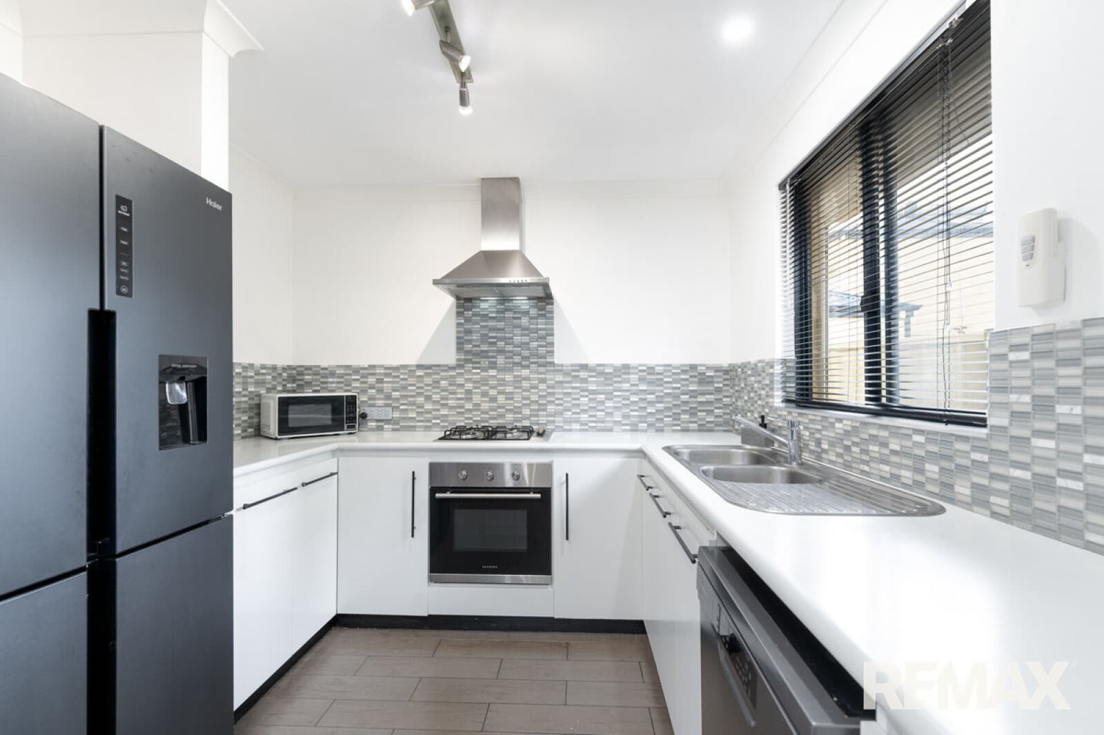 75A Gungurru Avenue Hocking WA 6065, Hocking - Thumbnail 2