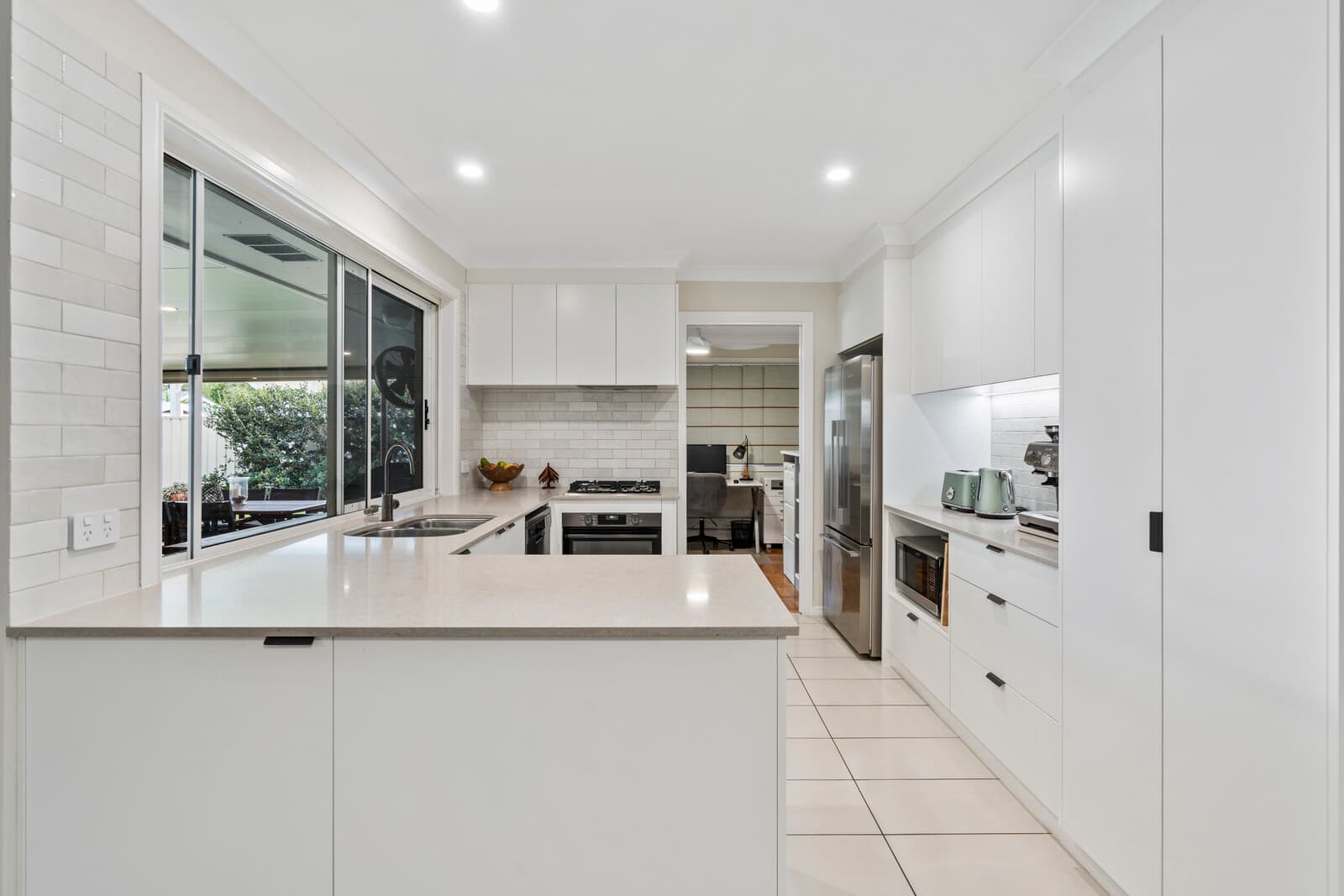 42 Agnes Street Birkdale QLD 4159, Birkdale - Thumbnail 5
