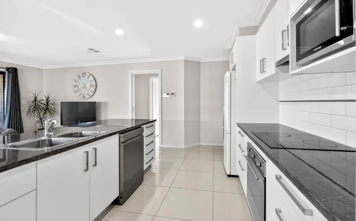 9  Dedes Drive, Renmark, SA, 5341, Renmark - Thumbnail 3