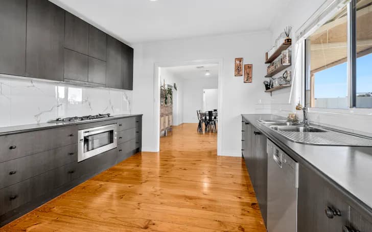 154 Seventh Street, Renmark, SA, 5341, Renmark - Thumbnail 2