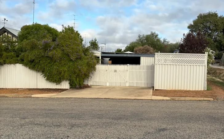 22 Macartney Street, York, WA, 6302, York - Thumbnail 2