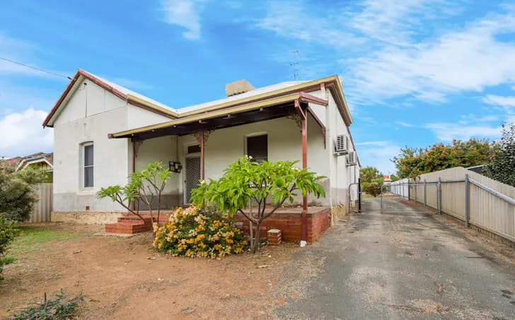 49 Duke Street East, Northam, WA, 6401, Northam - Thumbnail 2