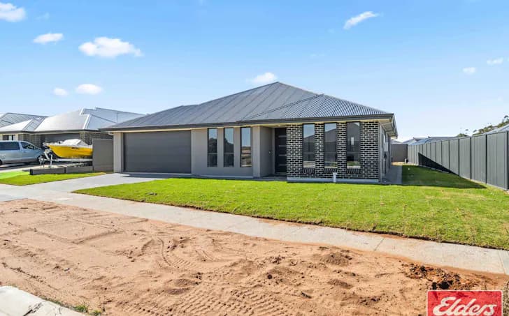 4 Angove Avenue, Roseworthy, SA, 5371, Roseworthy - Thumbnail 2