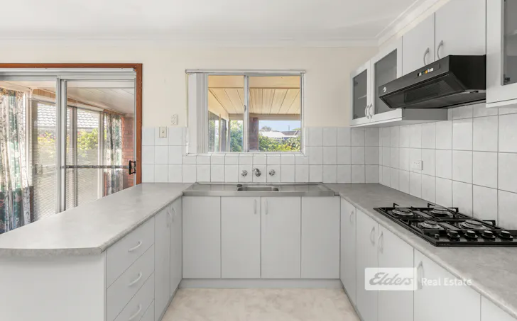 1 Griffith Place, East Bunbury, WA, 6230, East Bunbury - Thumbnail 3