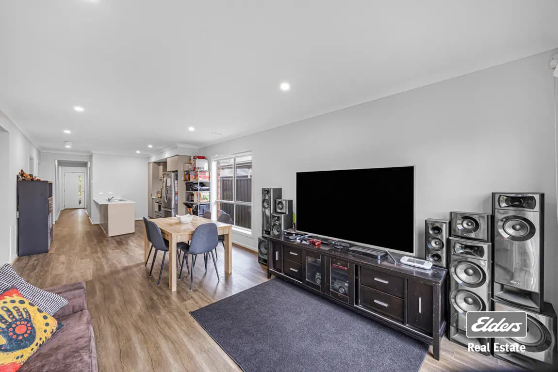 3 Makiti Crescent, Harkness, VIC, 3337, Harkness - Thumbnail 2