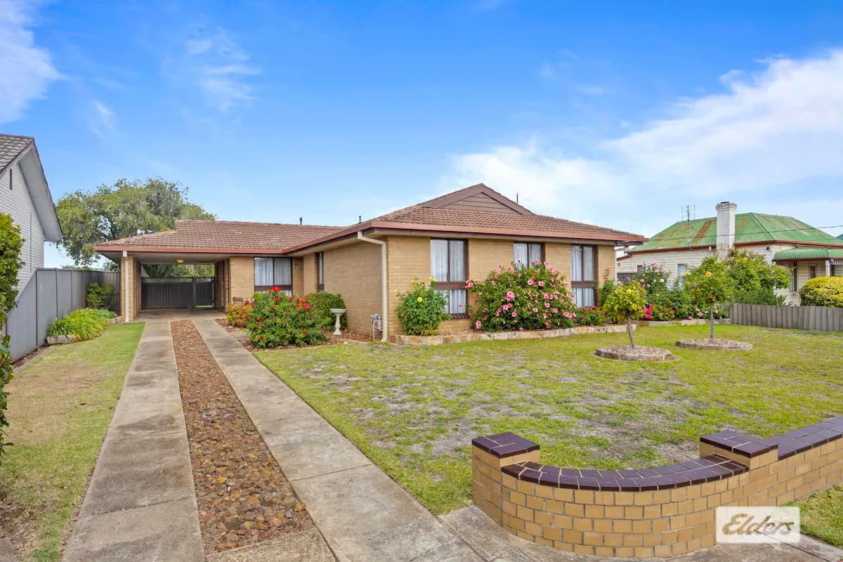 40 Shirreff Street, Stawell, VIC, 3380, Stawell - Thumbnail 2